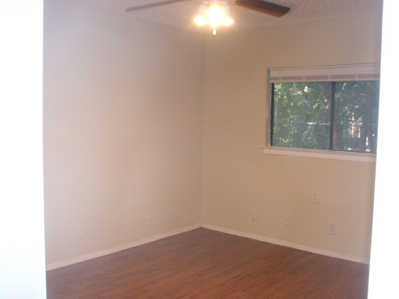 Building Photo - 4862 Cobb Valley