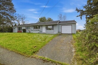 Building Photo - 3416 S Thompson Ave