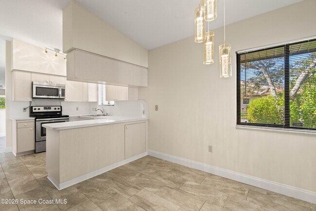 Building Photo - 2001 Parkside Pl