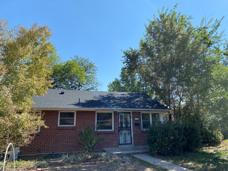 Primary Photo - 3140 S Corona St