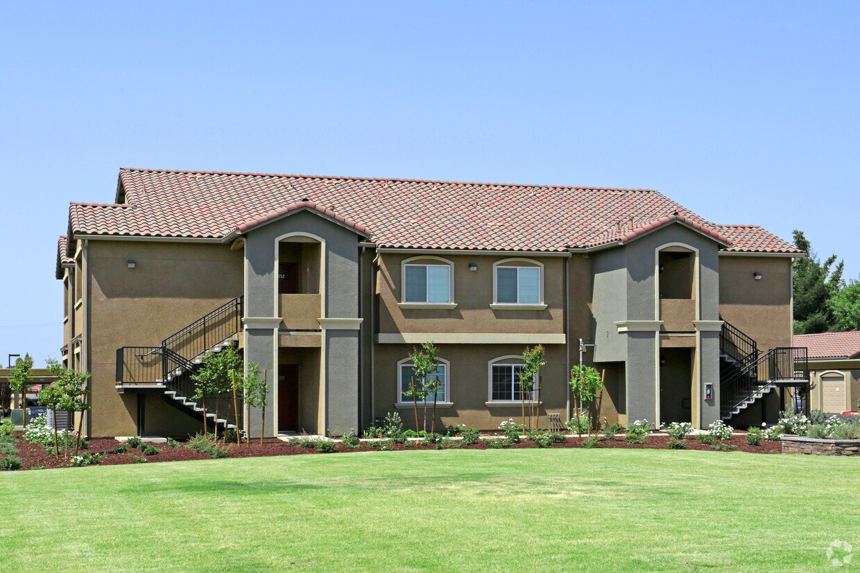 Boulder Creek Apartments Fresno