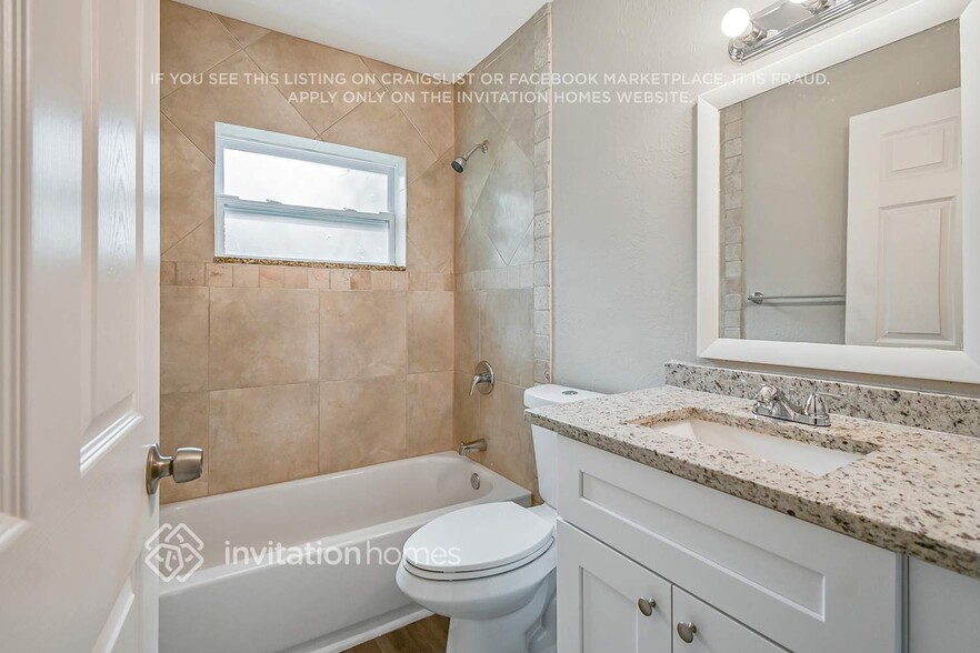 Building Photo - 5919 Ithaca Cir W