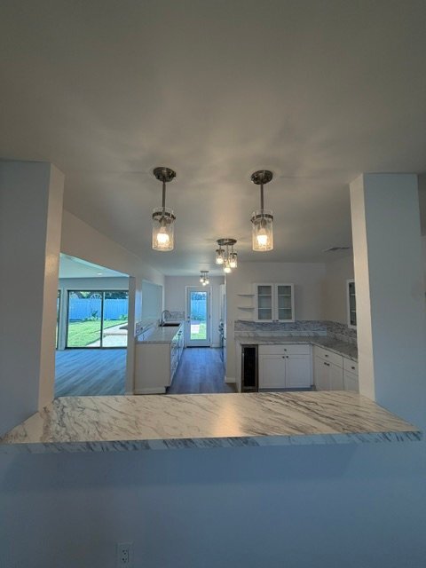 Building Photo - 828 Hemlock Ave