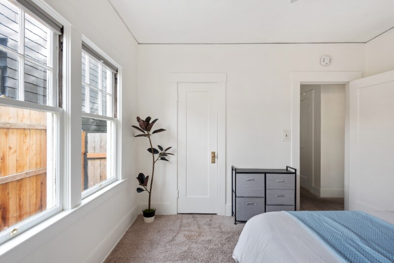 Building Photo - 4421 SE Division St