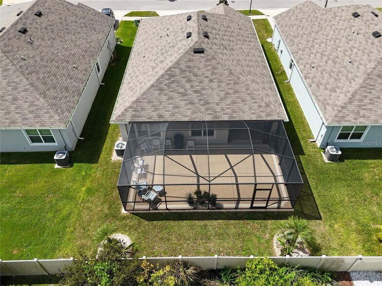 Building Photo - 1523 Glen Grove Loop