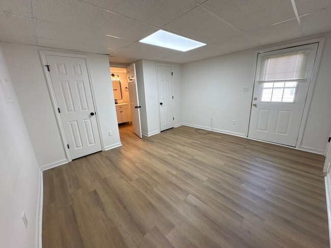 Building Photo - Renovated Duplex in Central Tullahoma