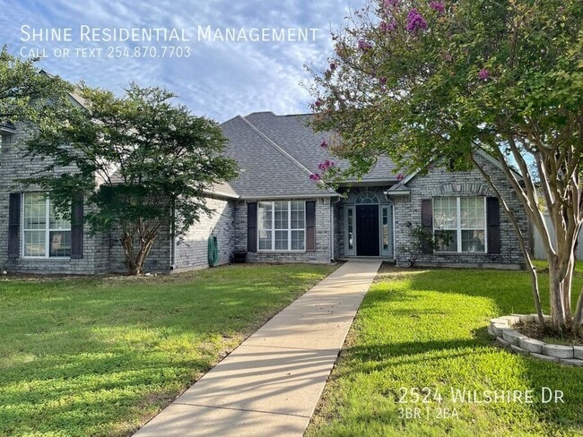 Primary Photo - 2524 Wilshire Dr