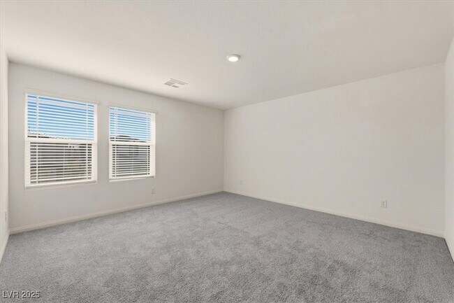 Building Photo - 502 Red Lovebird Ave