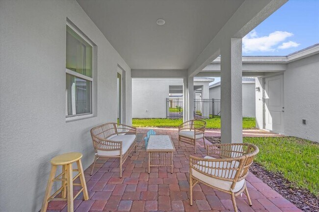 Building Photo - 2508 Cedar Rose St