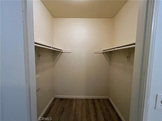 Building Photo - 24909 Madison Ave