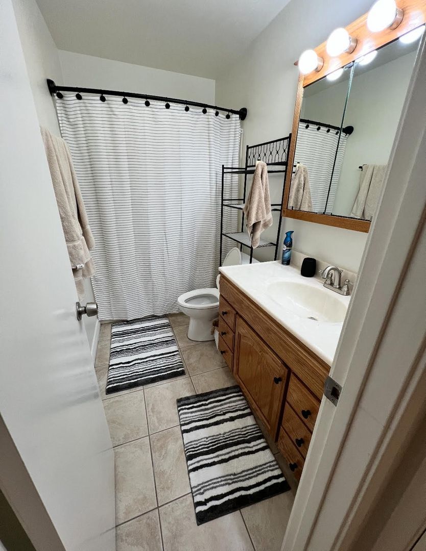 Building Photo - 2530 Clairemont Dr