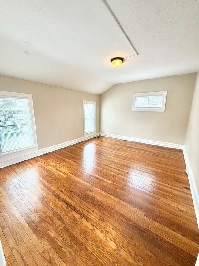 Building Photo - Updated 3-Bedroom Home on Tree-Lined Street with Off-Street Parking