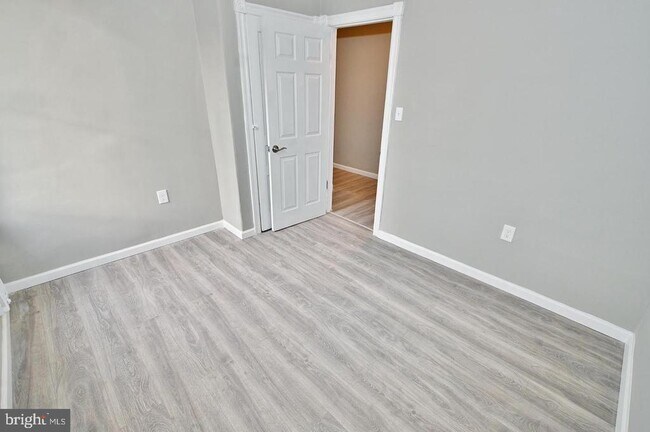 Building Photo - 614 N Frazier St