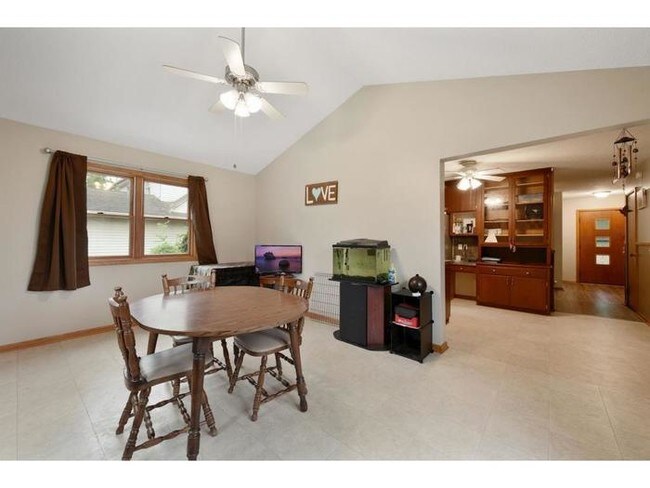 Building Photo - Beautiful Ranch Style 3BR 2BA Home in Milaca