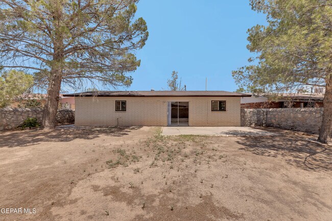 Building Photo - 228 Caribe Cir