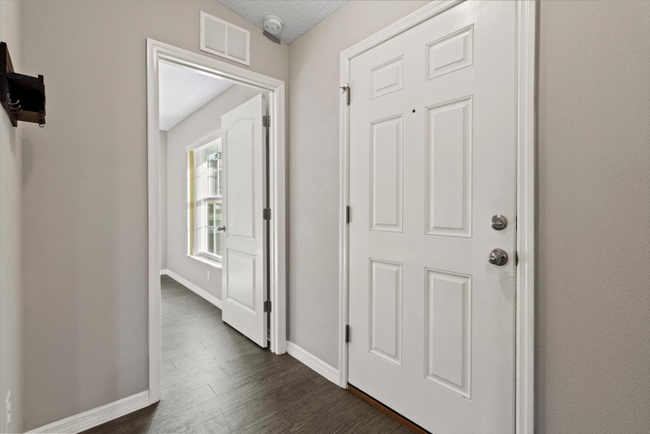 Building Photo - 9276 N Mendoza Way