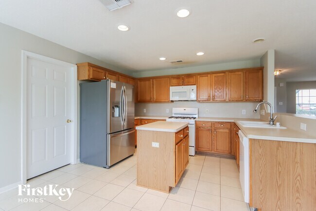 Building Photo - 21110 Covington Bridge Ln