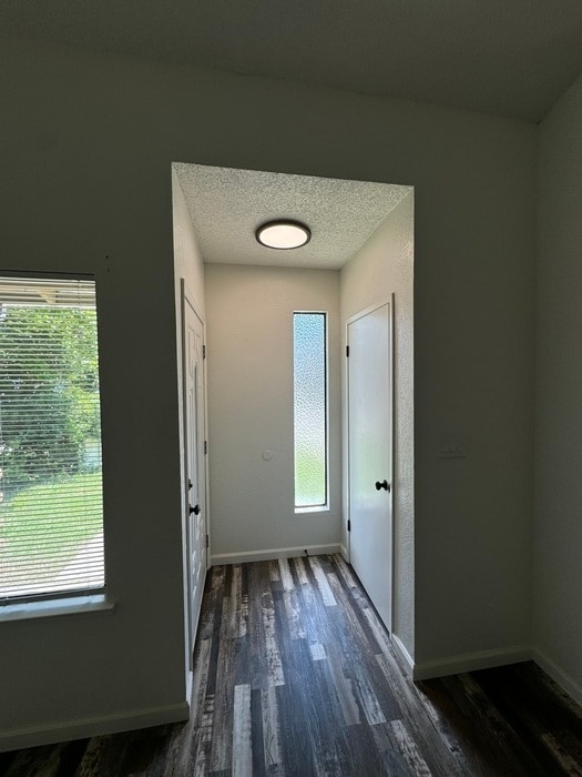 Building Photo - Adorable UPDATED 2bd/2bth duplex in Sacramento!