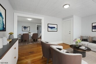 Building Photo - 23 Meeker Pl