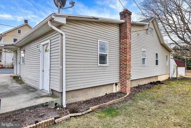 Building Photo - 5737 Old U.S. 22