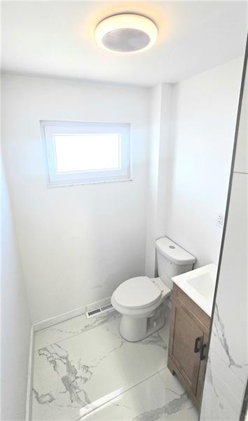 Building Photo - 4560 Friendship Ave