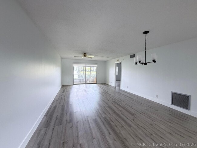 Building Photo - 12901 SW 15th Ct