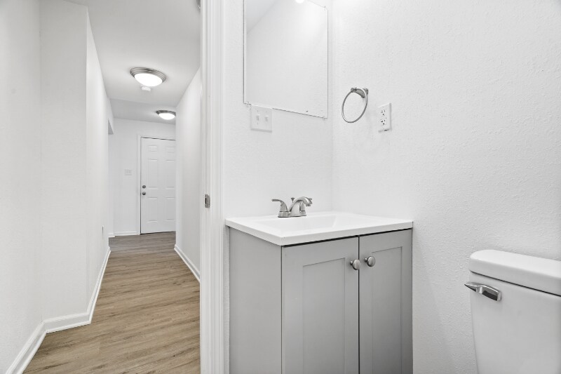 Building Photo - 102 S West St