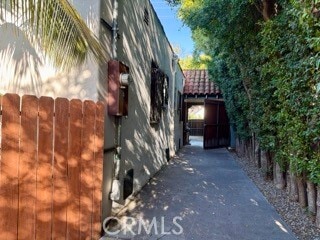 Building Photo - 2335 Overland Ave