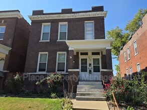 Building Photo - 736 Dover Pl