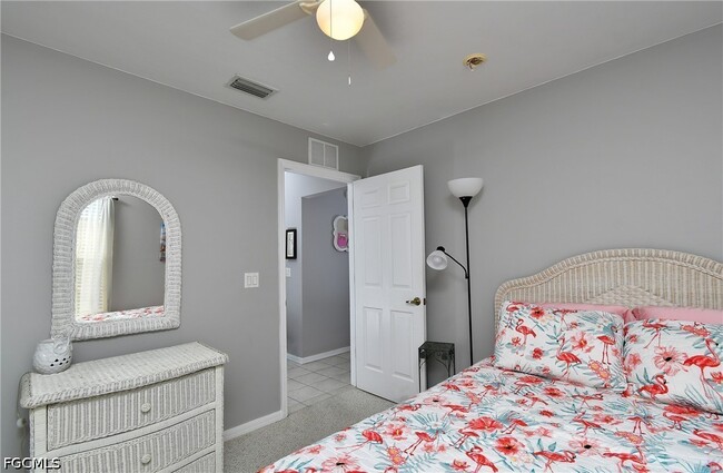 Building Photo - 19999 Lake Vista Cir