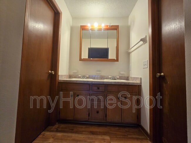 Building Photo - 2457 Cavalla Loop