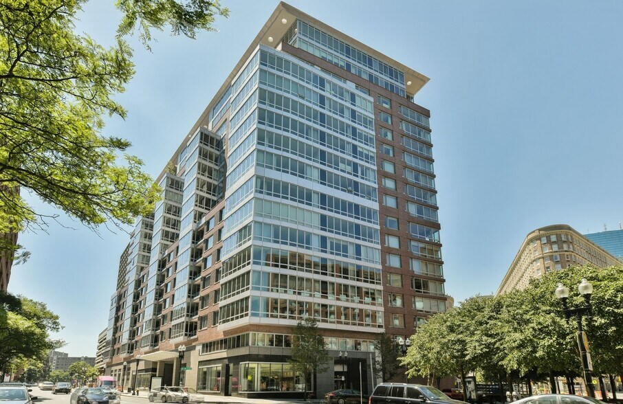 Building Photo - 1 Charles St S