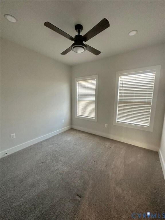 Building Photo - 598 Hazel Dr