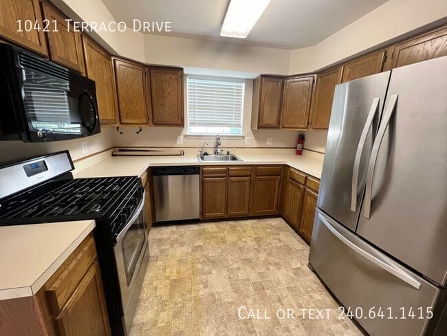 Building Photo - 10421 Terraco Dr