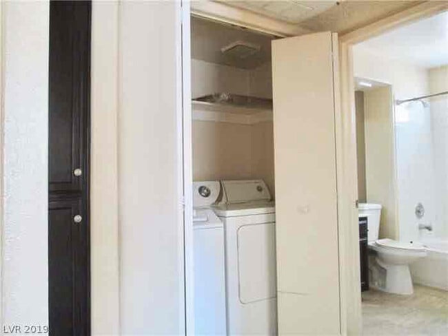 Building Photo - 3450 Erva St