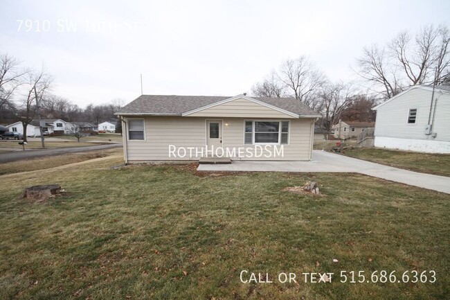 Building Photo - 3 Bedroom Ranch Style Home on Corner Lot F...