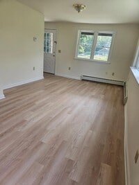 Building Photo - 155 School Ave