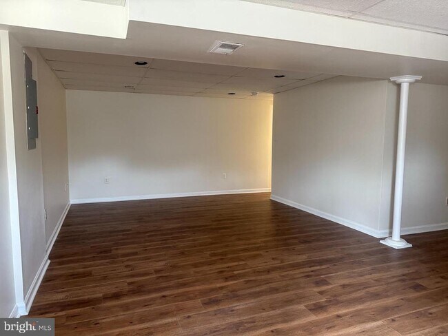 Building Photo - 12549 Rock Ridge Rd