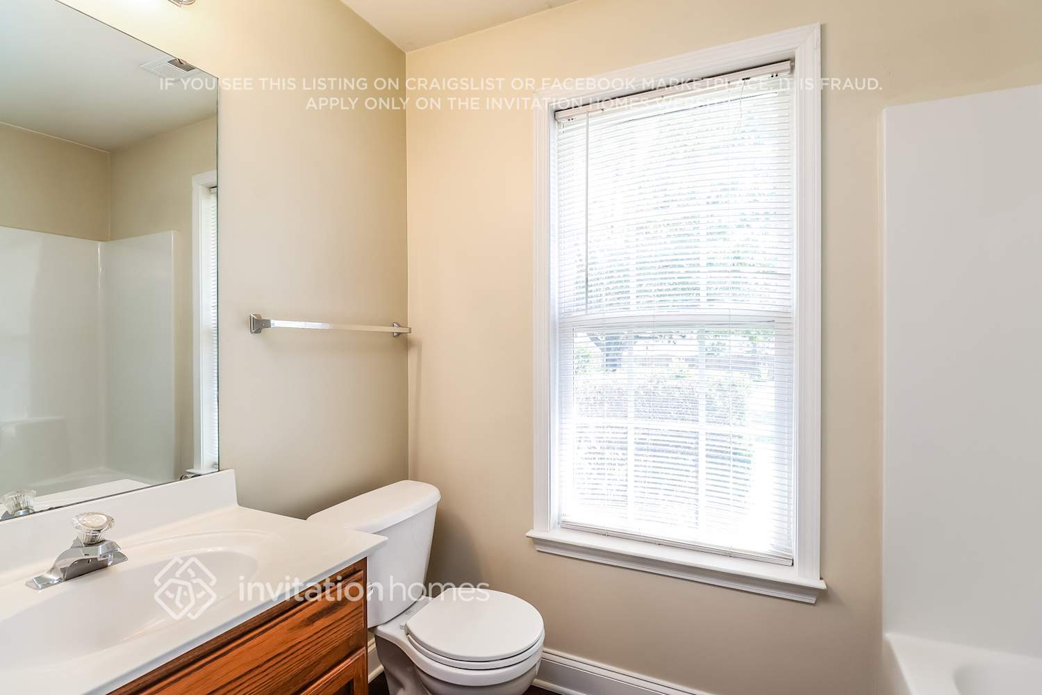 Building Photo - 2730 Stagbuck Dr