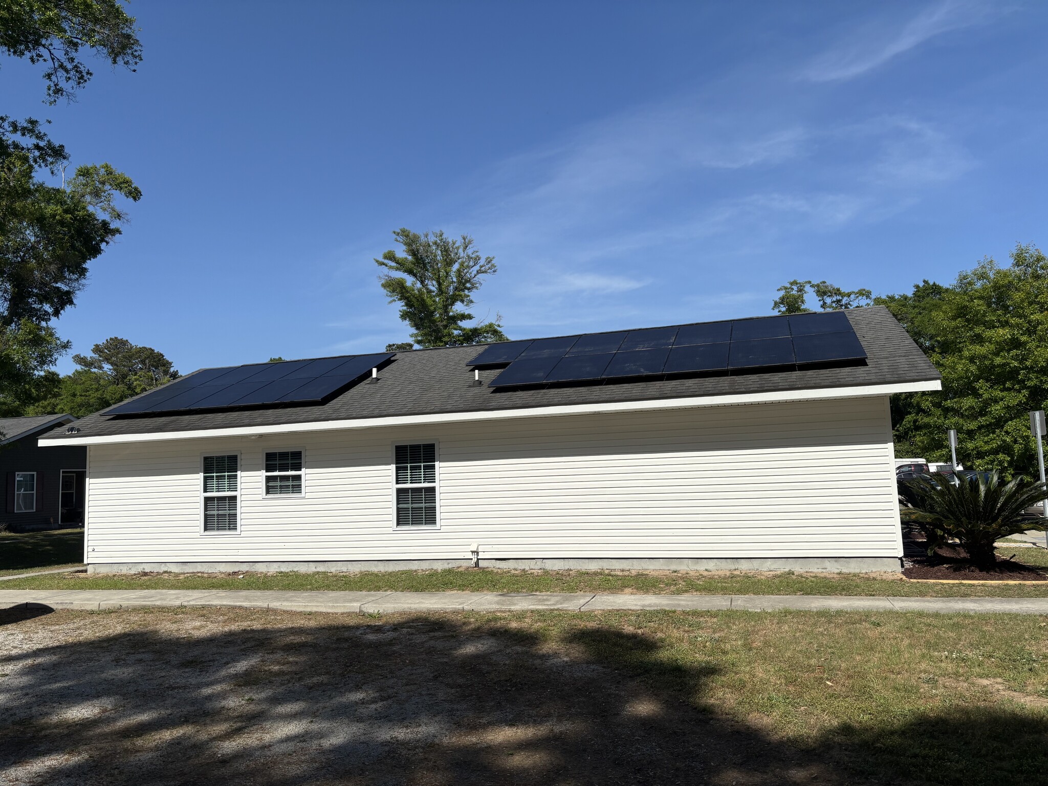 Solar panels - 24 Laurel Leaf Ln