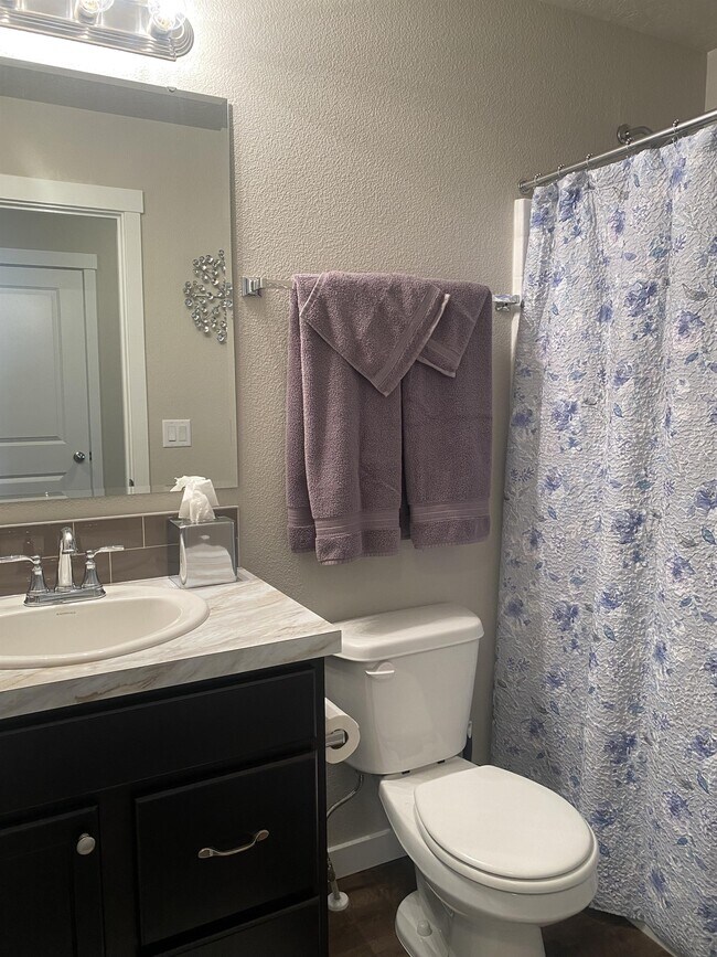 Building Photo - 5929 S Boddington Ln