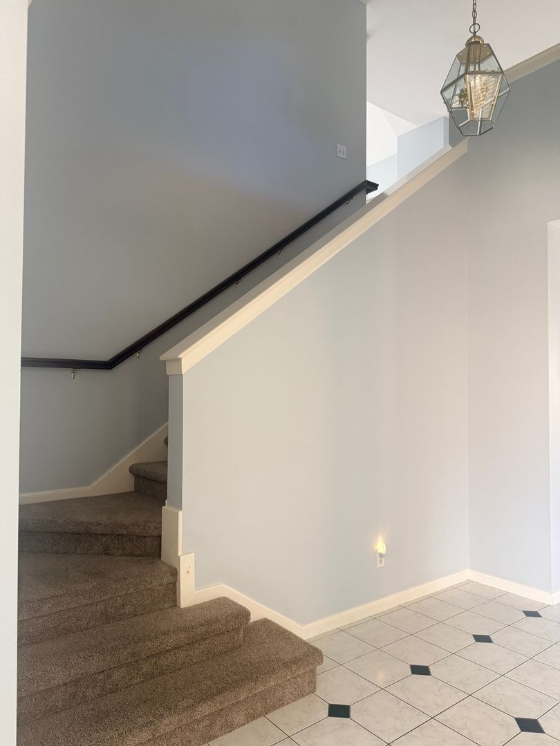 Building Photo - 3204 Coral Ridge Ct