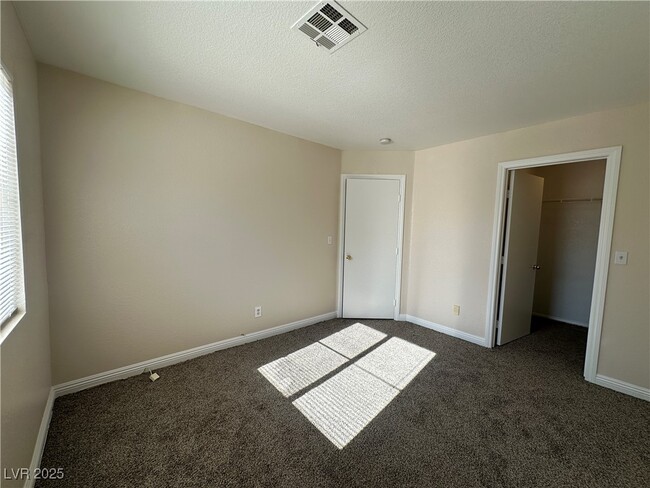 Building Photo - 9900 Calabasas Ave