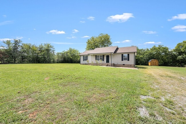 Building Photo - 681 Elbethel Rd