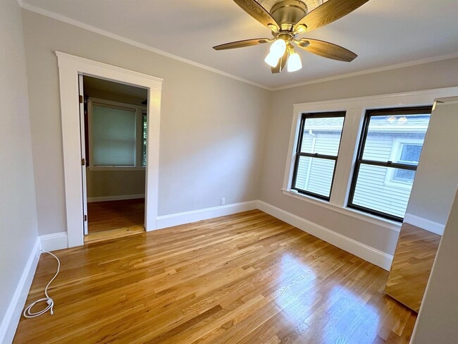 Building Photo - 19 Whitney Ave