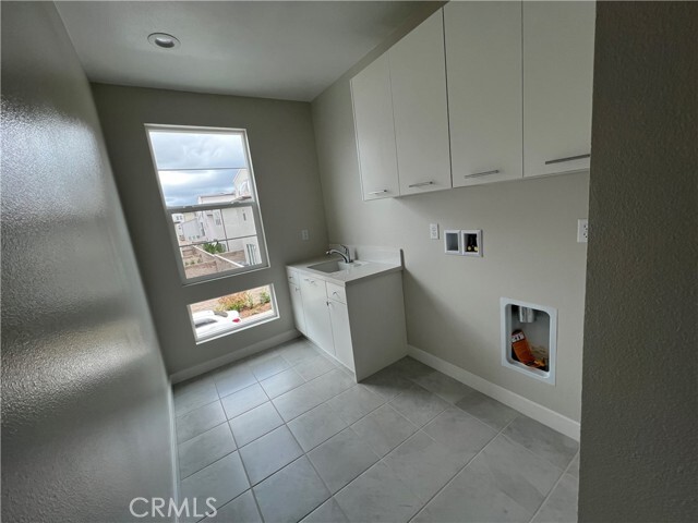 Building Photo - 110 Pin Ln