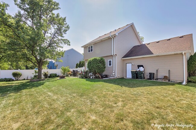 Building Photo - 2155 N Millstone Dr