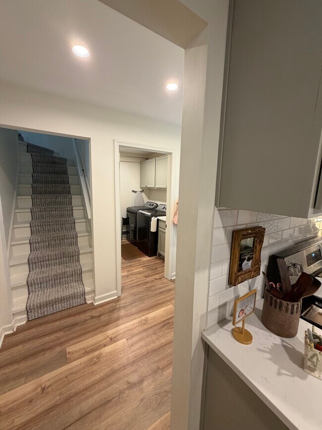 Building Photo - 1946 Corbin Rd