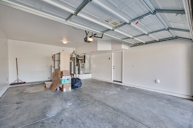 Building Photo - COMING SOON!! 3 bed 2.5 bath in most preferred Phoenix area