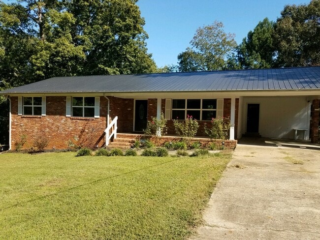 Primary Photo - 5015 Buggy Ln